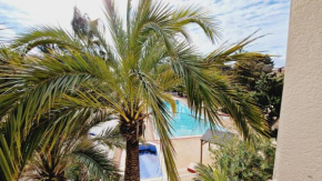 Acogedor apartamento con piscina y amplia vista